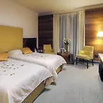 Aquacity Mountain View 4*