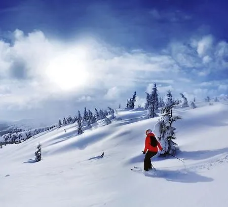 Hotel Aquacity Mountain View Poprad