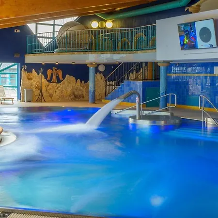 Hotel Aquacity Mountain View