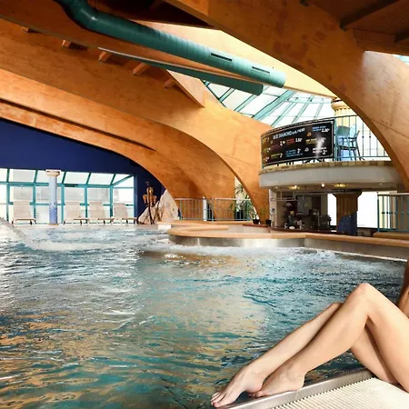 Aquacity Mountain View Готель