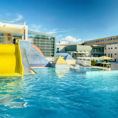 Aquacity Mountain View 4* Попрад