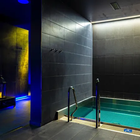 Aquacity Mountain View Hotel