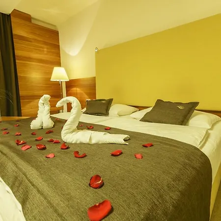 Hotel Aquacity Mountain View