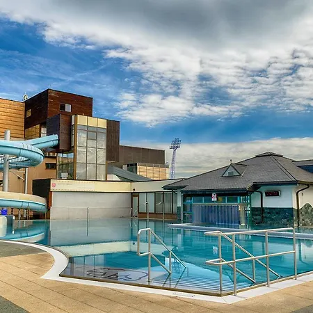 Aquacity Mountain View ホテル