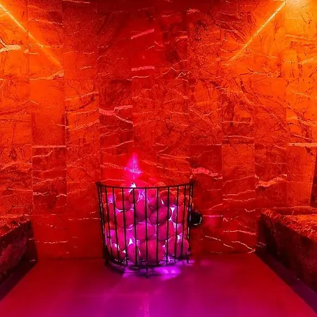 Aquacity Mountain View 4*