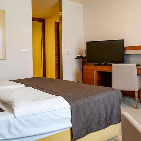 Hotel Aquacity Mountain View